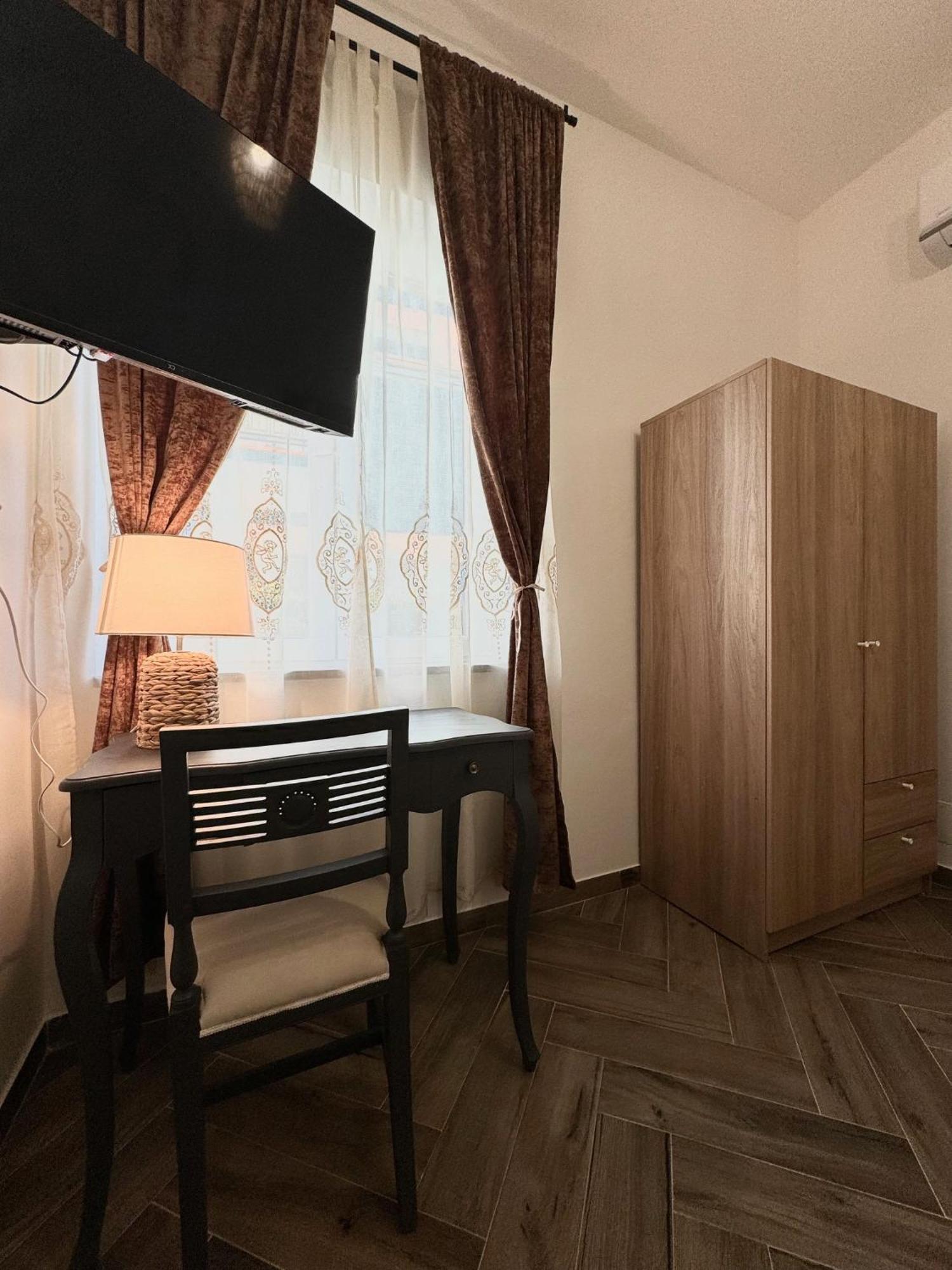 Umi B&B Giulianova Bagian luar foto